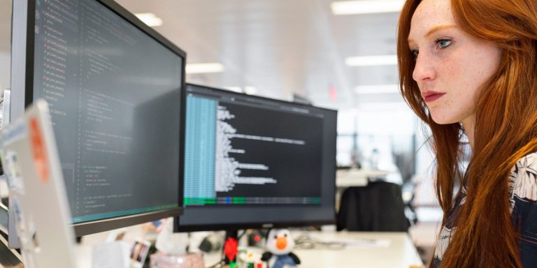 engineer looking at pc specs on linuxj