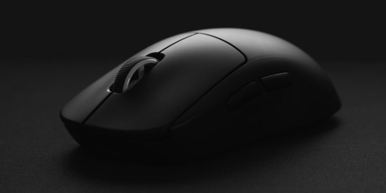 black cordless mouse unsplash