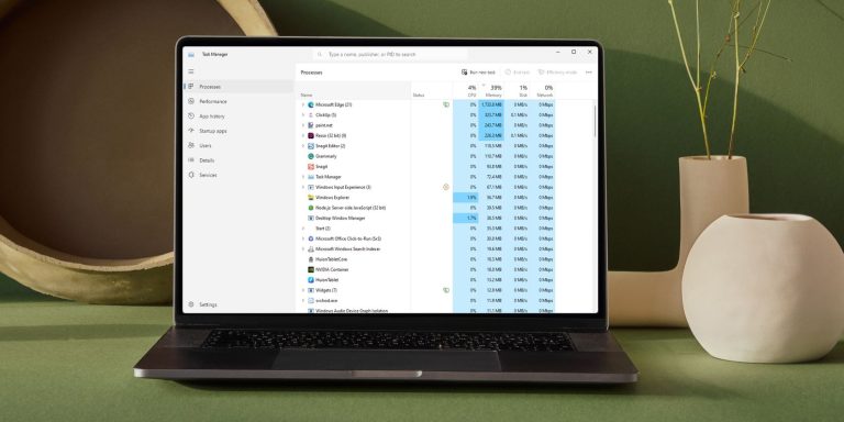 taskmanager window on a laptop