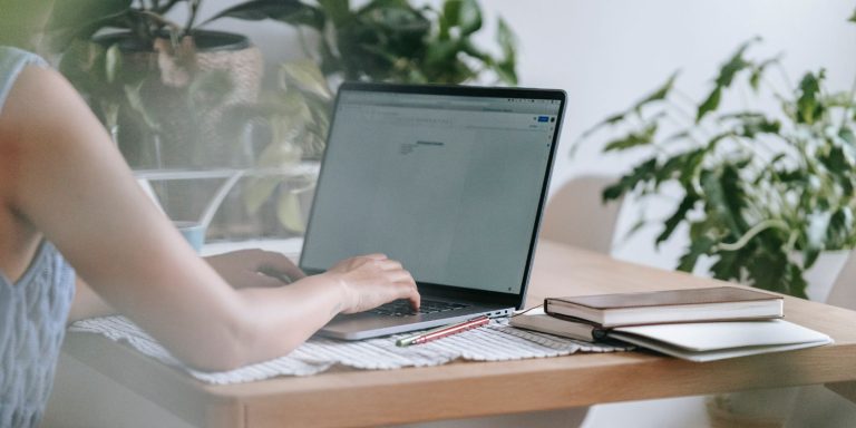 how to fix unable to turn off high contrast mode on windows error