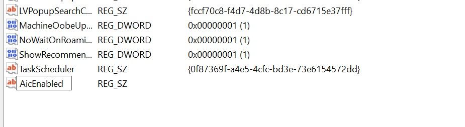 在 Windows 注册表编辑器中将新创建的字符串值命名为 AicEnabled