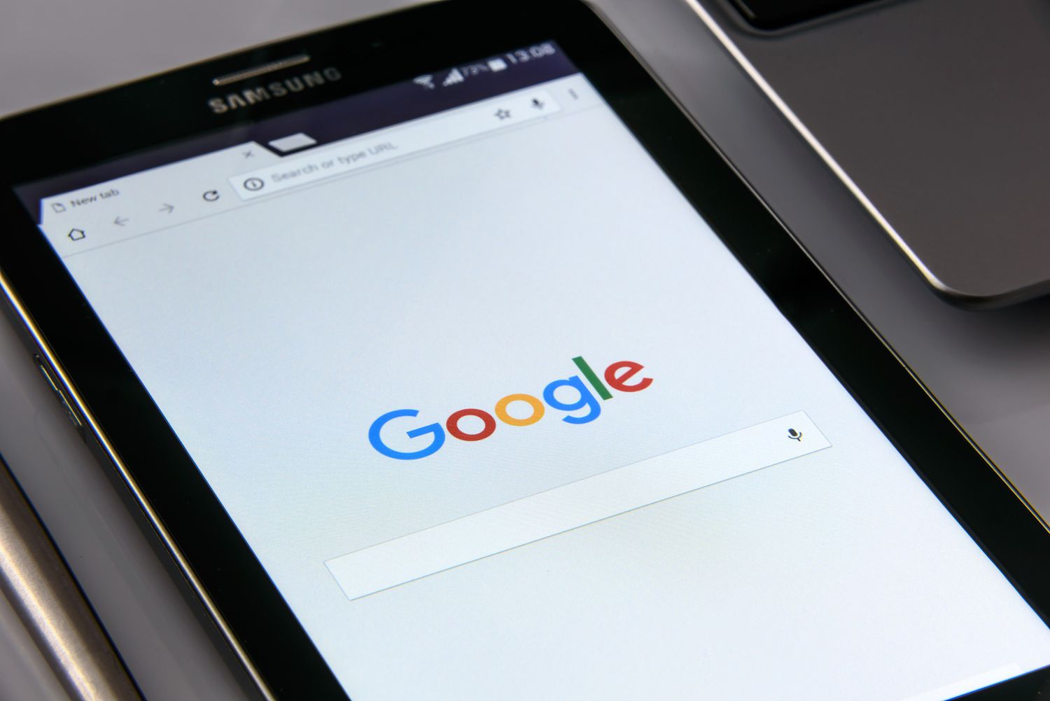 Google on your smartphone 1796337 1920 5baa70a246e0fb0025f3ad98.jpg