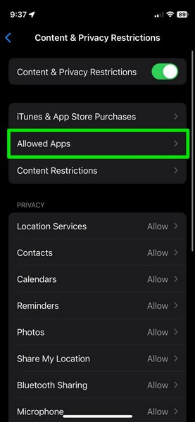 在 iPhone 2 上允许“屏幕时间”中的内容和隐私中的“隔空投送”