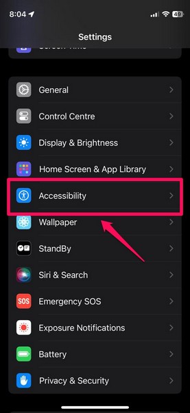 在 iOS 17 3 中的 iPhone 上进行实时演讲