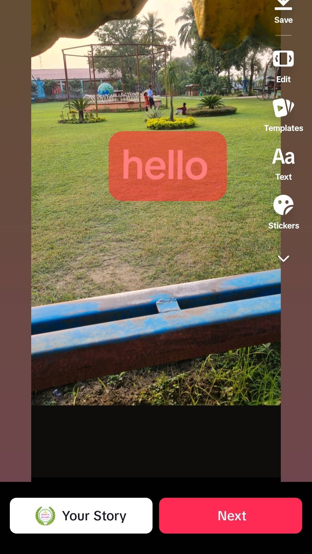 用两根手指捏住文本边缘以调整大小