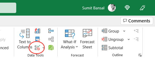 单击数据选项卡中的数据验证图标