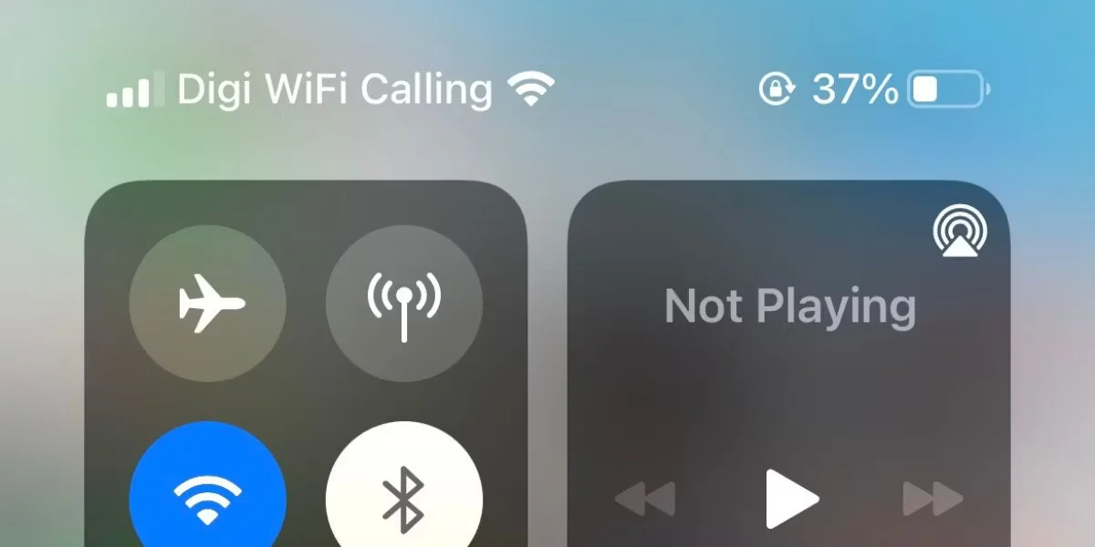 如何在iPhone上显示电池百分比